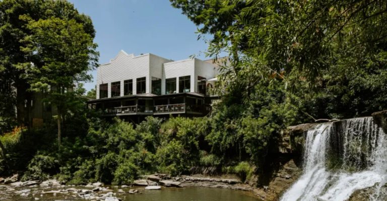 Most People Are Unaware Of This Waterfall Restaurant In Ohio, But It Is A Must
