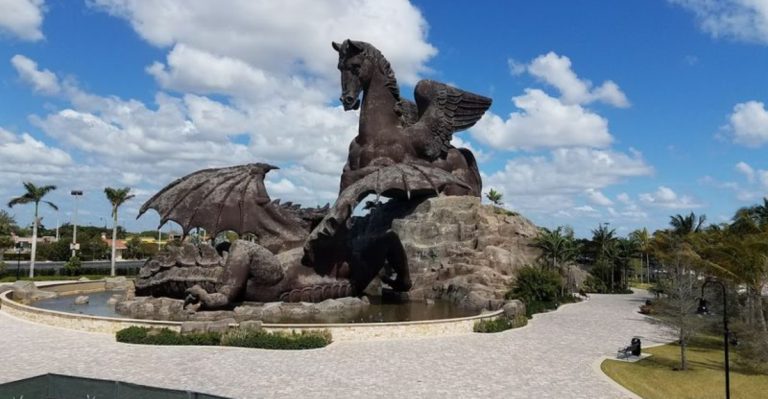 Most People Don’t Realize This Giant Pegasus And Dragon Statue Is In Florida