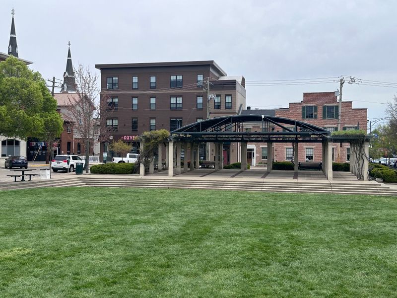 Uptown Parks At Main And High, Oxford