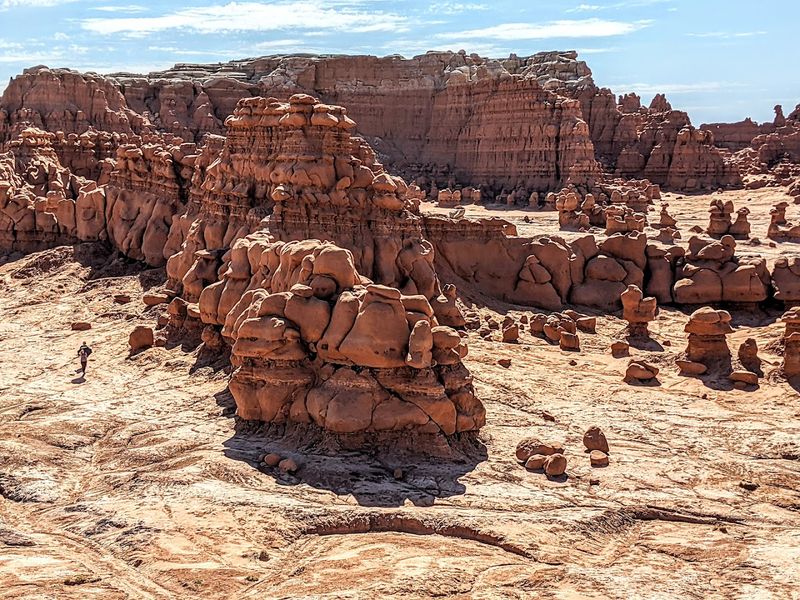  Mountain Biking Through The Desert