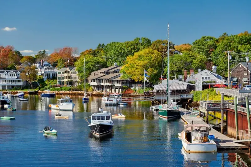 Harbor Light Bed & Breakfast
