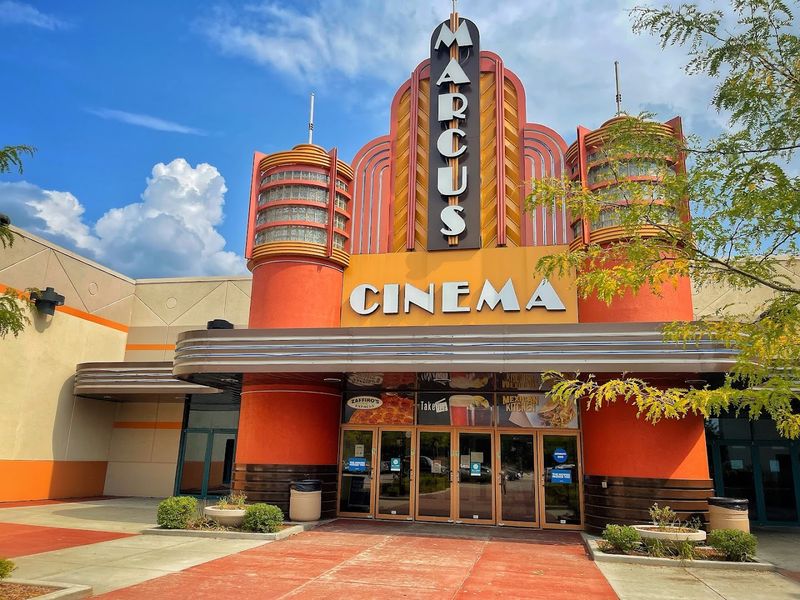Movies Without Leaving The Mall