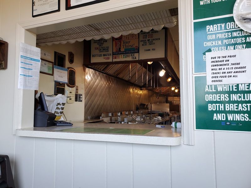 Mr. Chicken, Dearborn Heights