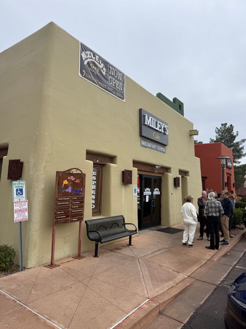 Miley's Café — Village Of Oak Creek