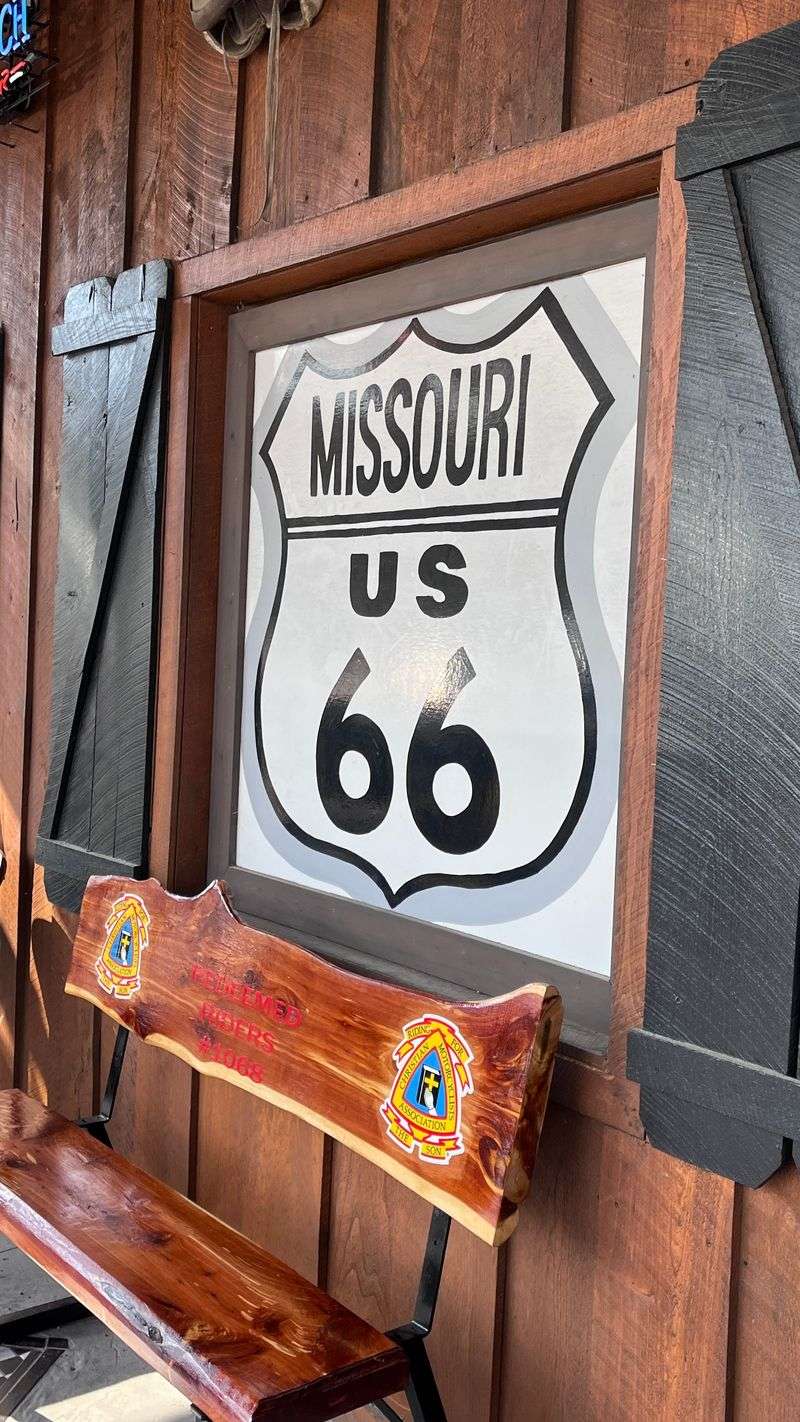 Missouri Hick Bar-B-Que – Cuba (Route 66 Catfish Fridays)