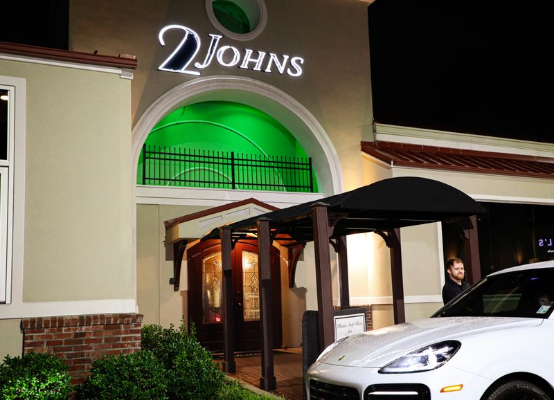 2Johns Steakhouse — Bossier City