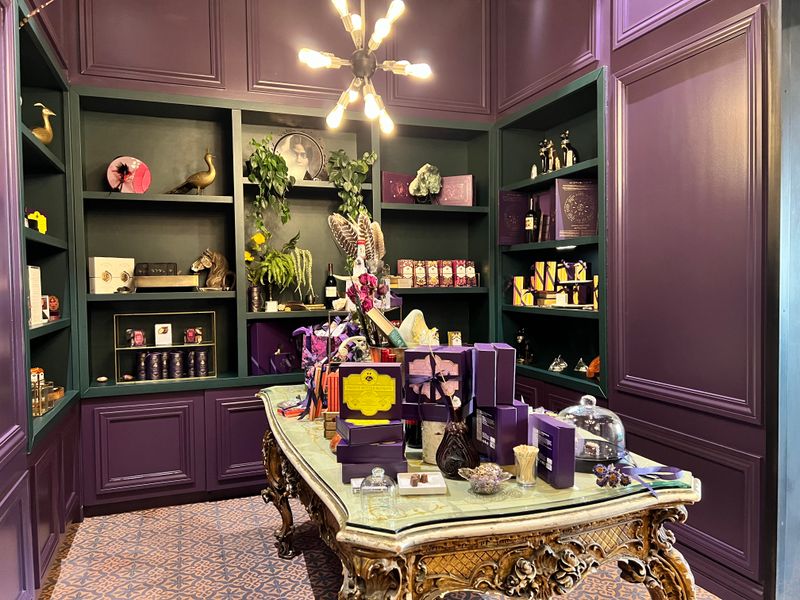 Vosges Haut-Chocolat Temple Boutique & Corporate HQ - Chicago