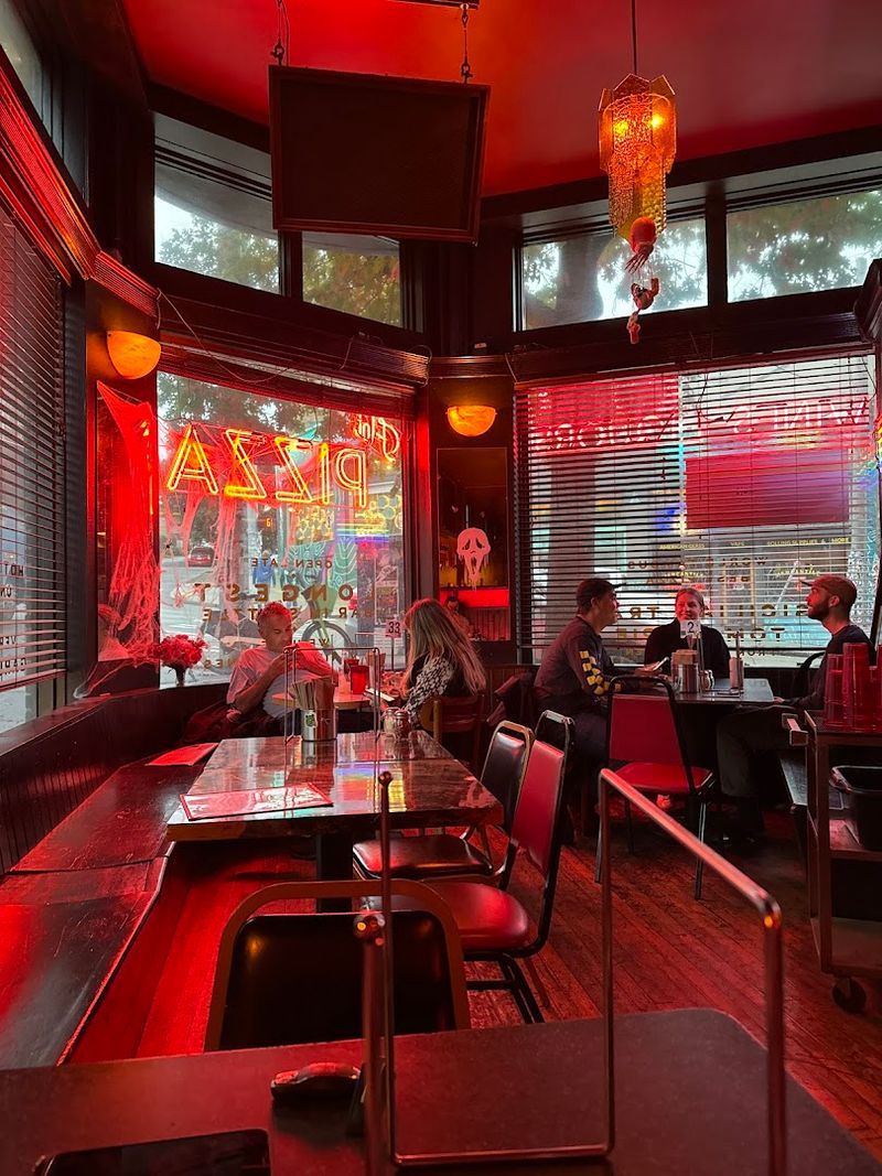 Garlic Knots That Deserve Their Own Fan Club