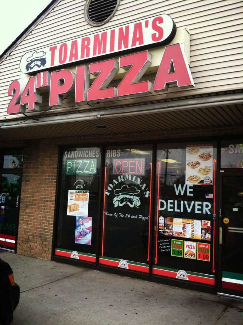 Toarmina's Pizza — Romulus, MI