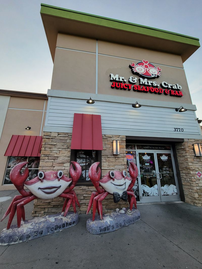 Mr. & Mrs. Crab - Lakeland