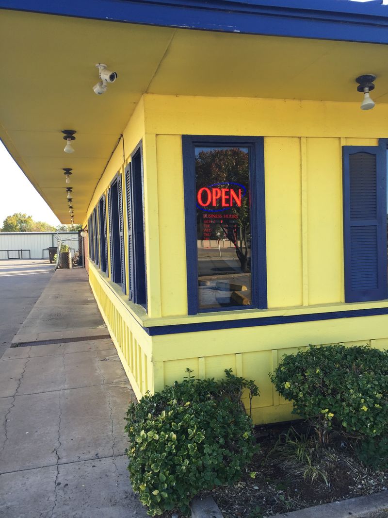 Sam's Soul Food & Bar-B-Q – Lawton