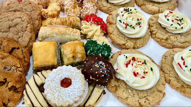 Mrs. Turbo's Bakery, Powell