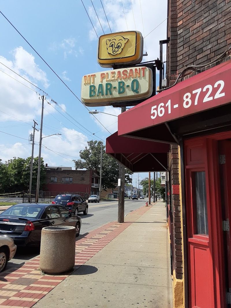 Mt Pleasant Bar-B-Q, Cleveland