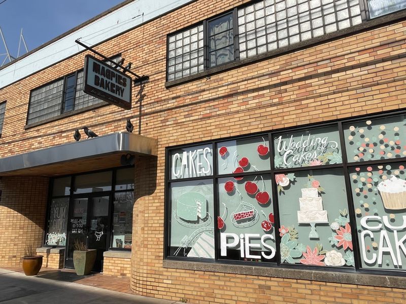 Magpies Bakery – Knoxville