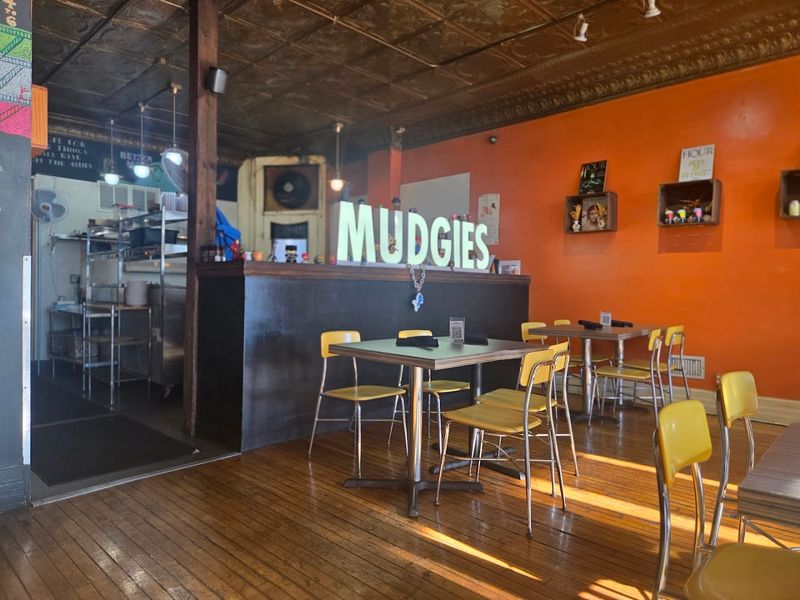 Mudgie's Deli & Wine Shop