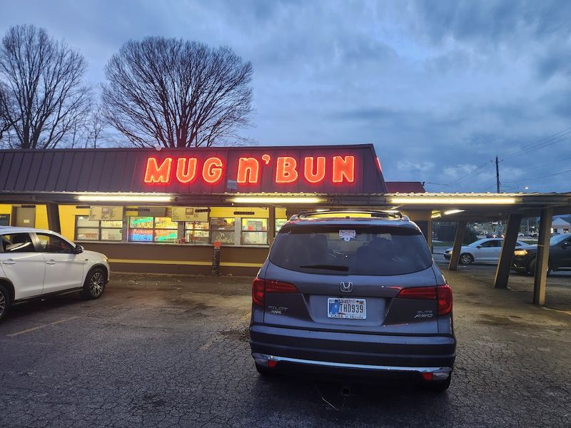 Mug-n-Bun Drive-In Mug-n-Bun Drive-In