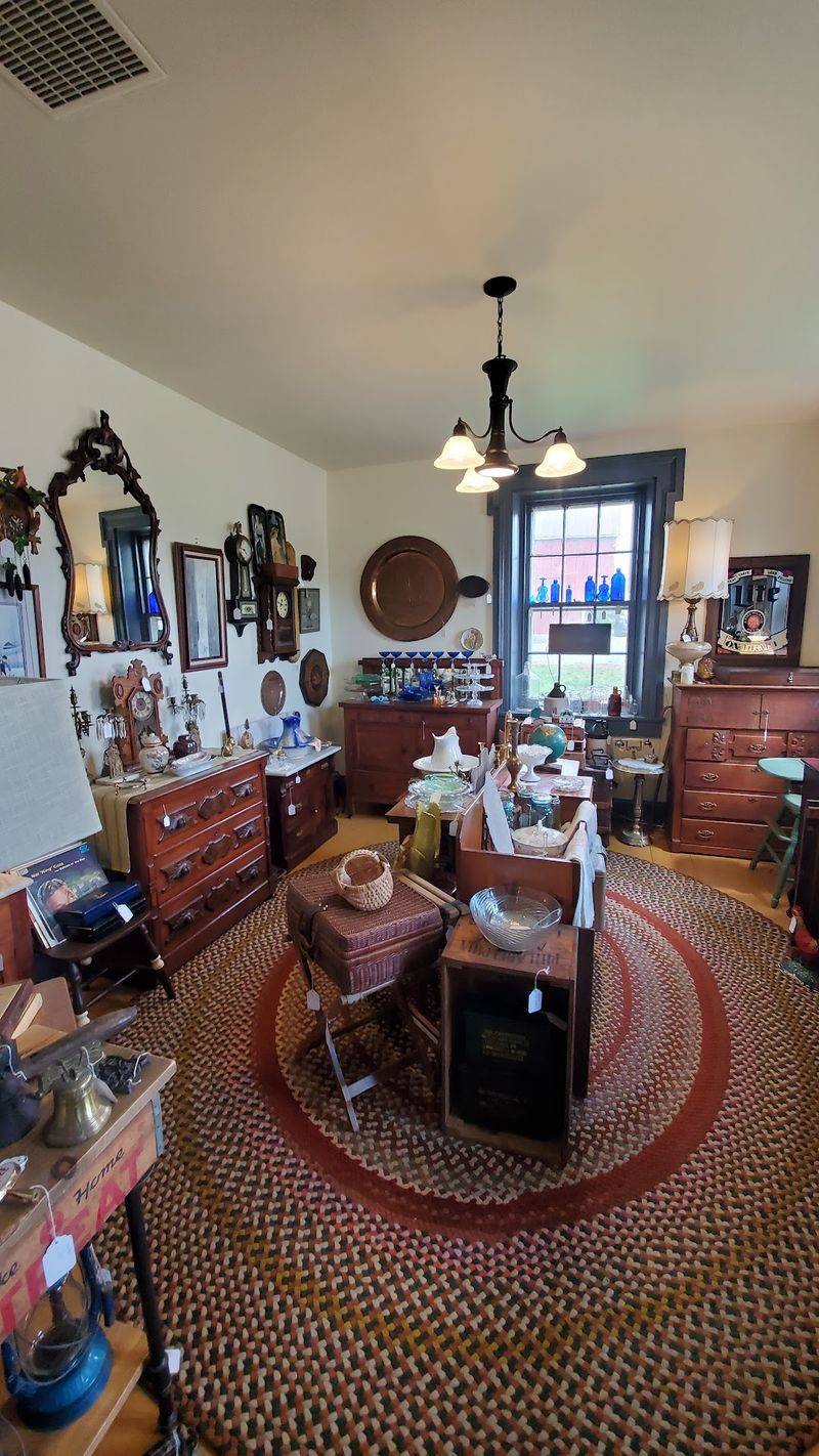 Multiple Vendors Under One Roof