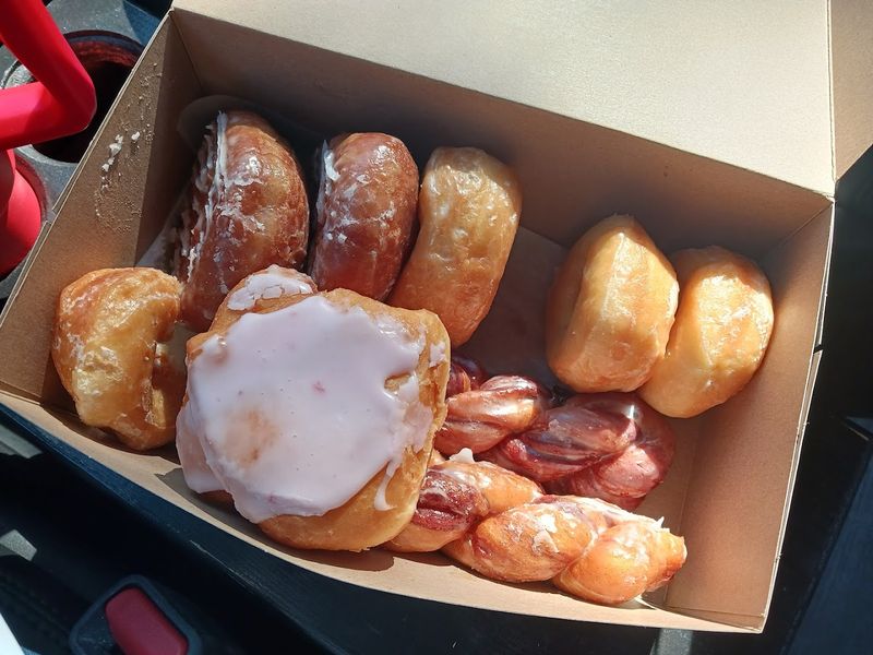 Munchers Bakery 