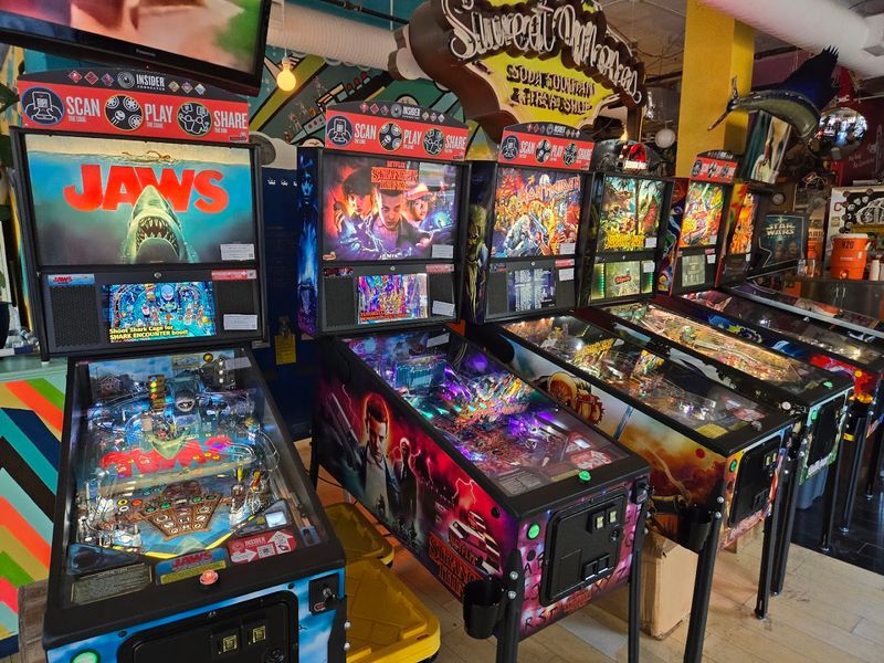 Superelectric Pinball Parlor, Cleveland, Ohio