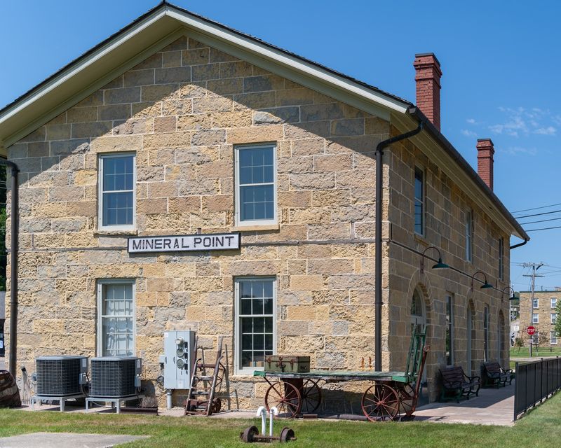 Museums And Landmarks That Actually Impress