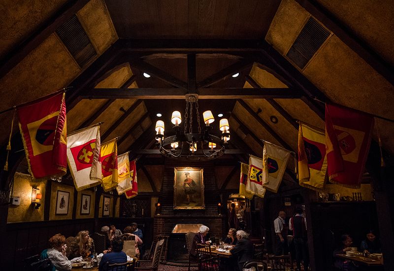 Tam O'Shanter Inn – Walt Disney's Favorite Haunt