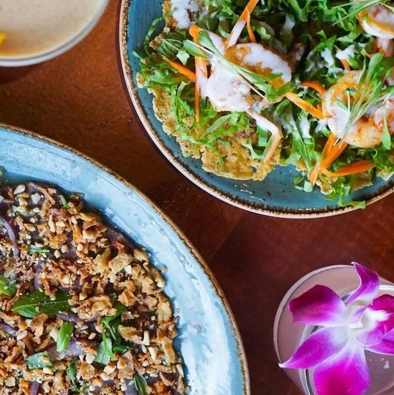 Huynh: Vietnamese Family Treasures