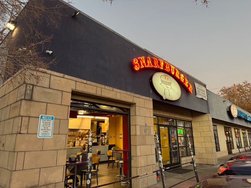 Snarfburger, Denver