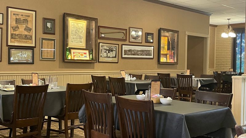 Myrtie Mae's Cafe, Eureka Springs