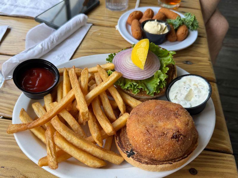 Crab Shack on the James – Newport News