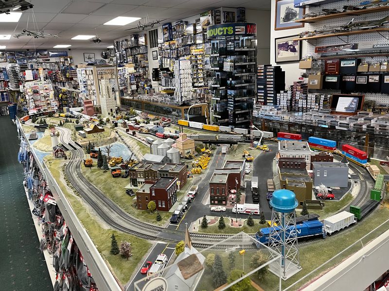 N Scale Finds for the Space-Conscious Modeler N Scale Finds for the Space-Conscious Modeler