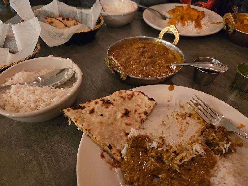 Naan, Lassi, and the Extras That Round It Out Naan, Lassi, and the Extras That Round It Out