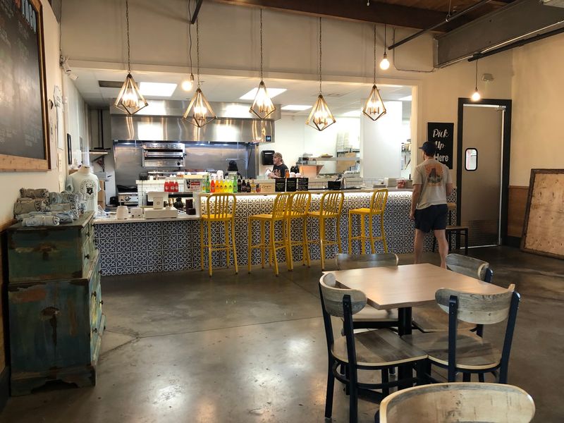 Naan Sandwiches And Cold-Pressed Juice Share The Same Hallway