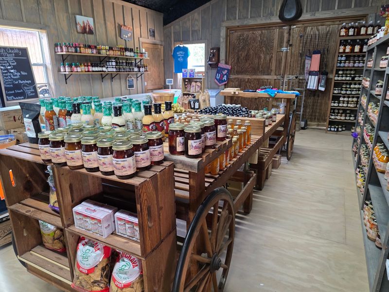 Nana and Papa's Country Market, Vernon