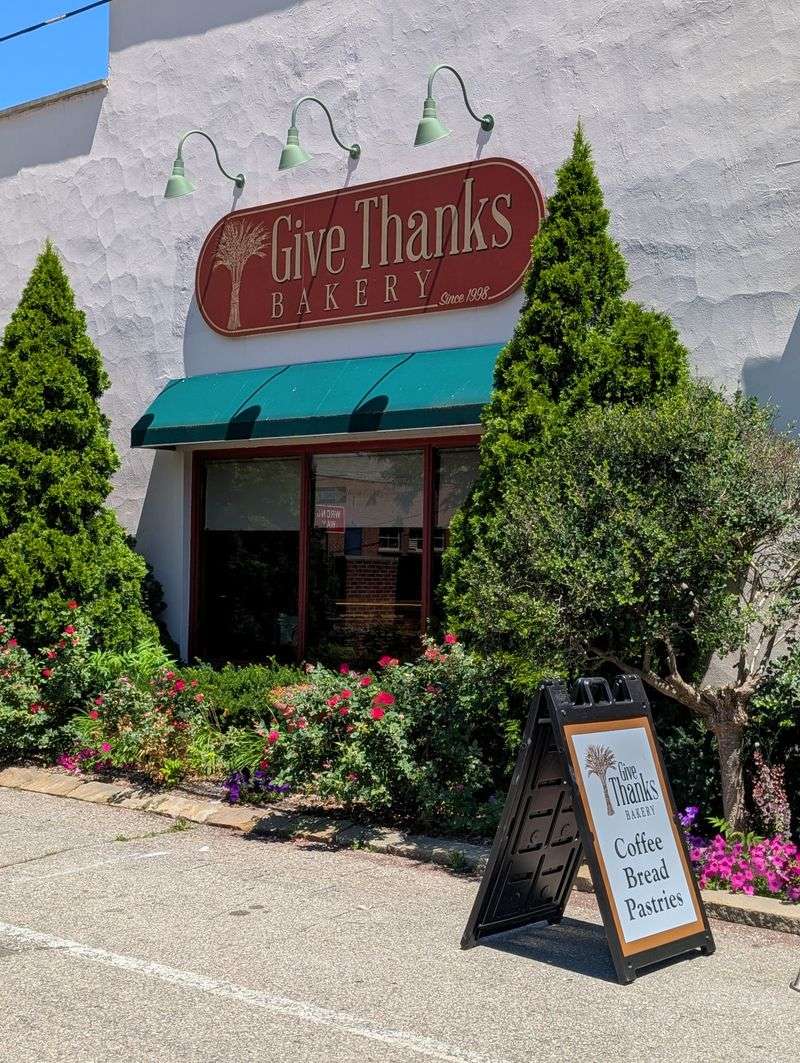 Give Thanks Bakery