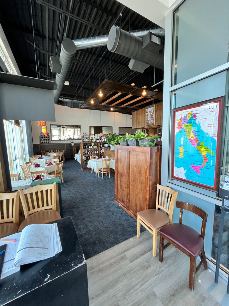 Capriccio Ristorante, Rogers