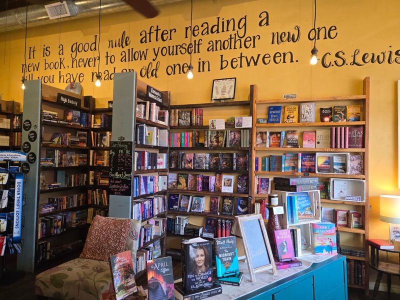 Narrow Aisles Make Browsing Feel Personal