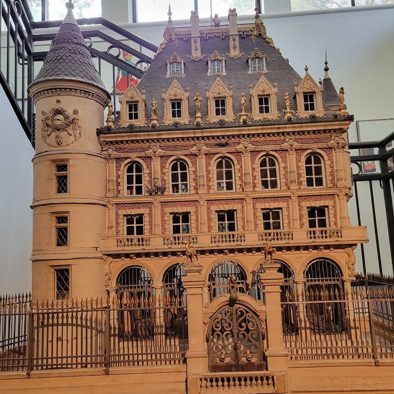 National Museum Of Toys And Miniatures