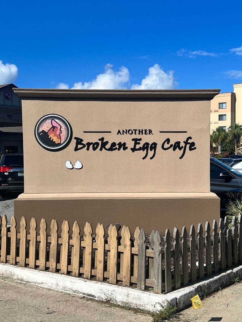 Another Broken Egg Cafe, Pensacola, Florida