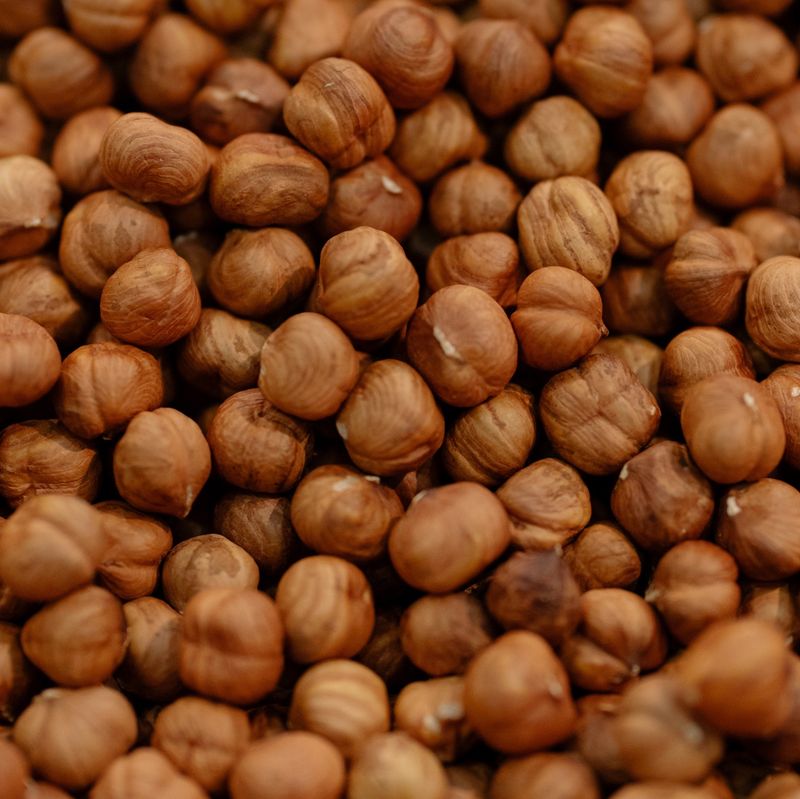 Organic Hazelnuts: Vitamin B Powerhouses