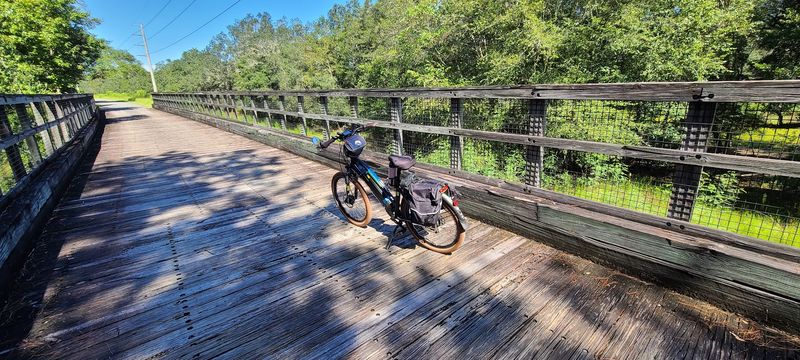 Nature Coast State Trail - Fanning Springs Trailhead, Fanning Springs