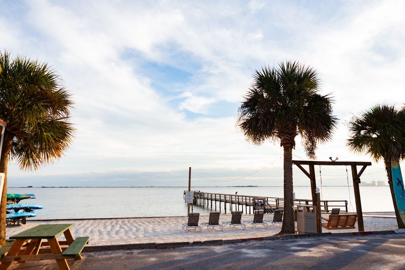 Navarre Beach Camping Resort: Sound Side Serenity