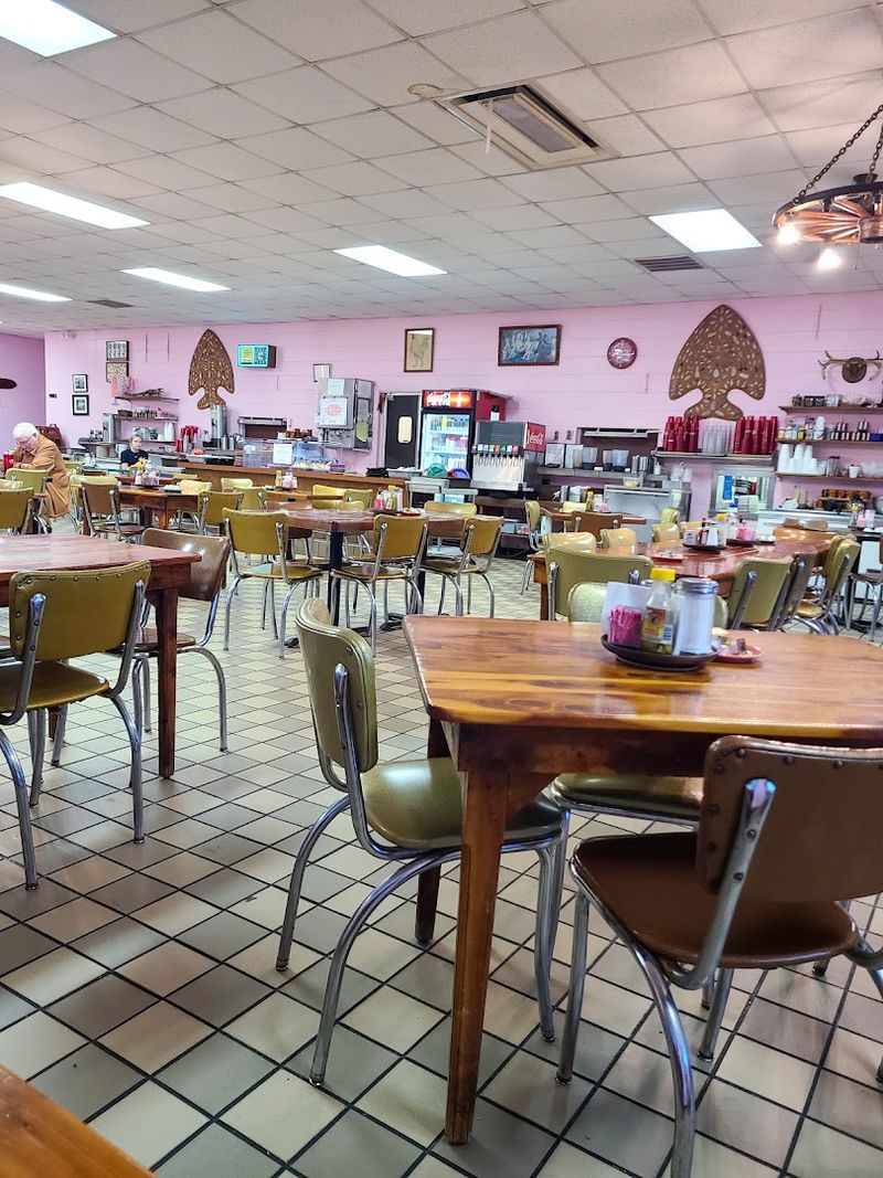 Neal's Cafe, Springdale