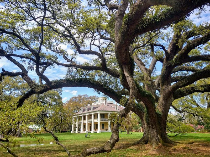 Nearby Attractions That Stretch One Trip Into A Whole Weekend Nearby Attractions That Stretch One Trip Into A Whole Weekend