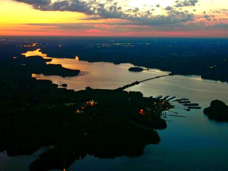 Nearly 1,000 Miles Of Shoreline To Explore