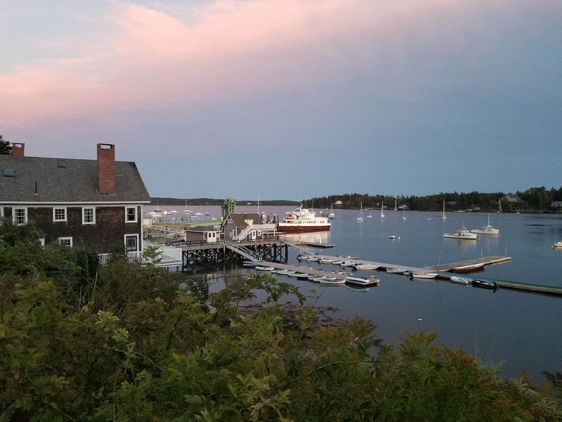 Nebo Lodge - North Haven