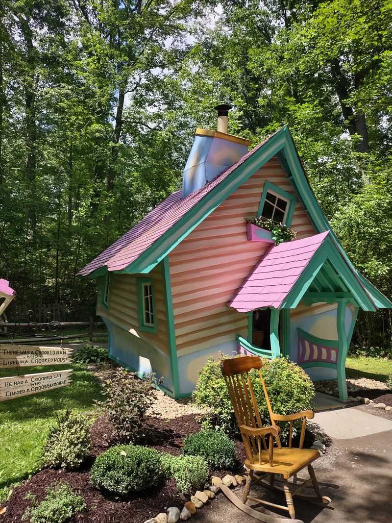 Walk-Through Miniature Houses Bring Stories to Life