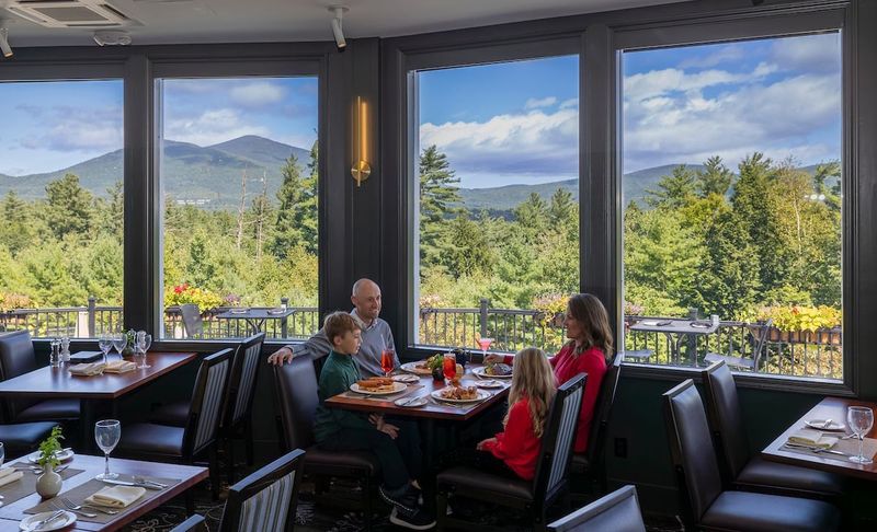 New Hampshire's Mountain Lodge
