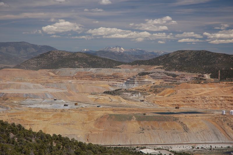 Robinson Mine And Copper Pit Overlook