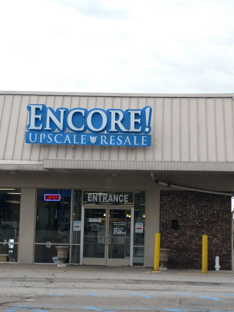 Encore Upscale Resale, Southfield