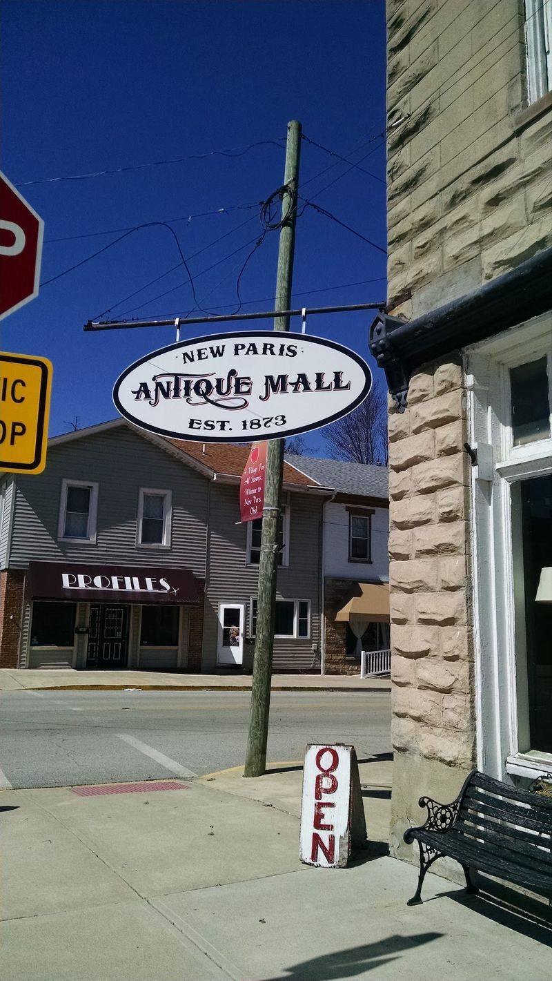 New Paris Antique Mall, New Paris